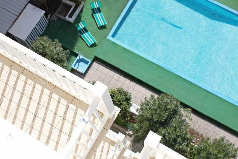 C-Hotels Aiglon Rimini Bagian luar foto